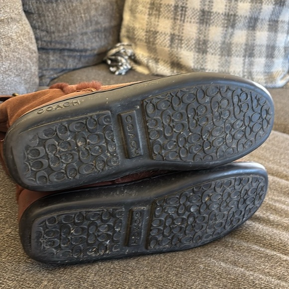 Coach Mid Winter Suede Sheepskin Pull On Brown Boots Size 10 - Picture 6 of 15